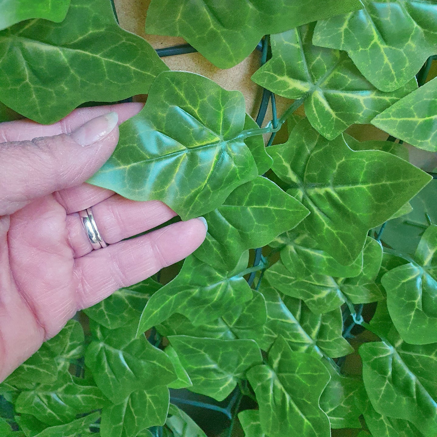 Premium Artificial Ivy Hedge Green - 3m