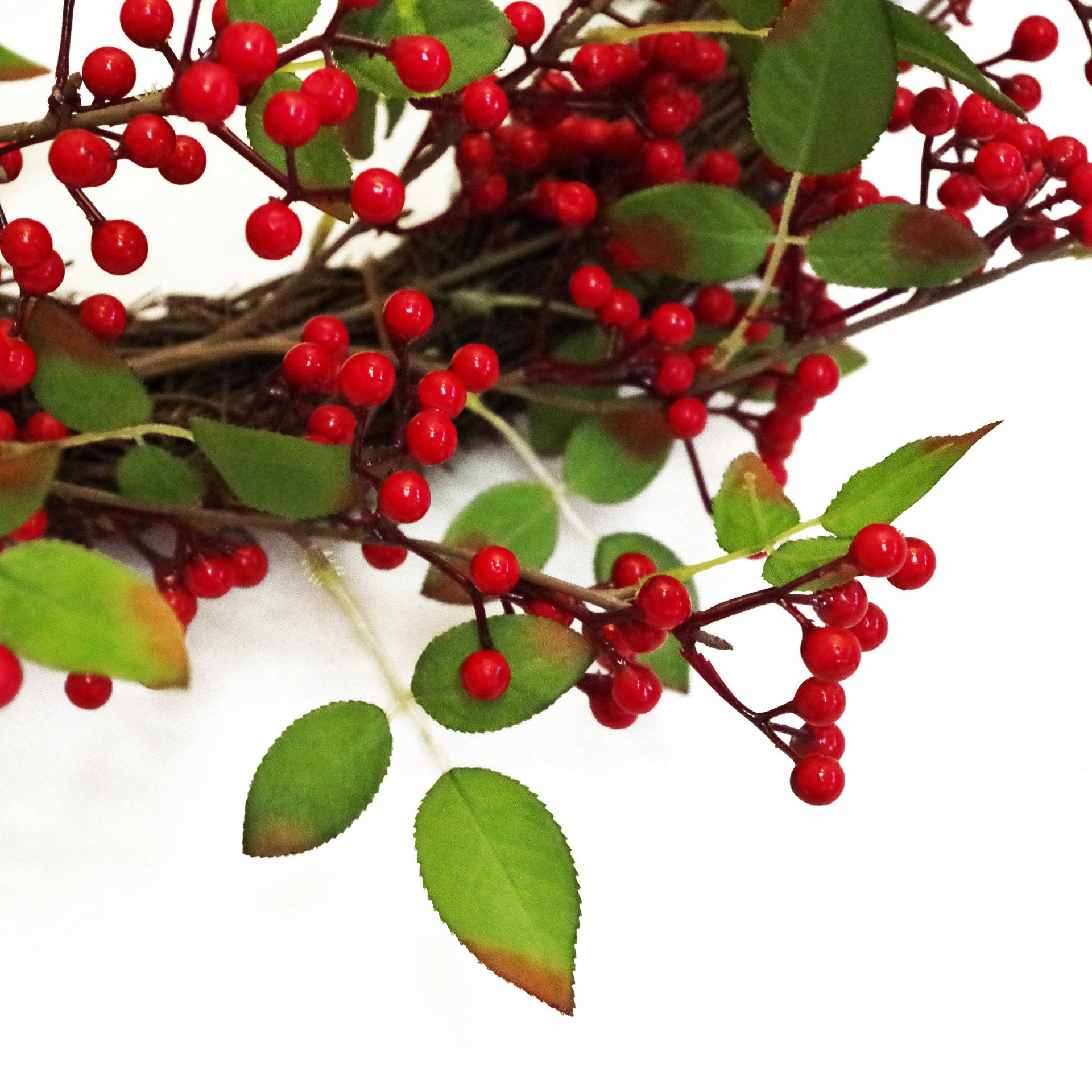 60cm Christmas Winter Wreath - Red Berry Floristry Wreath