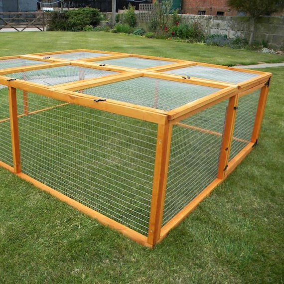 Square Galvanised Welded Wire Mesh Netting Fence - Rabbit Run